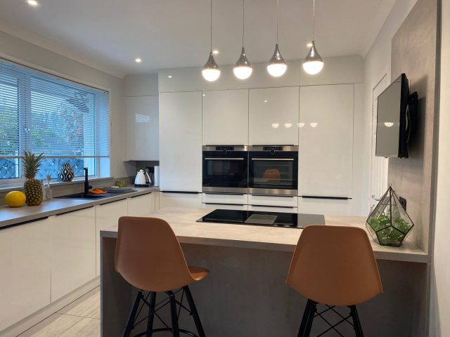 White Gloss Kitchen