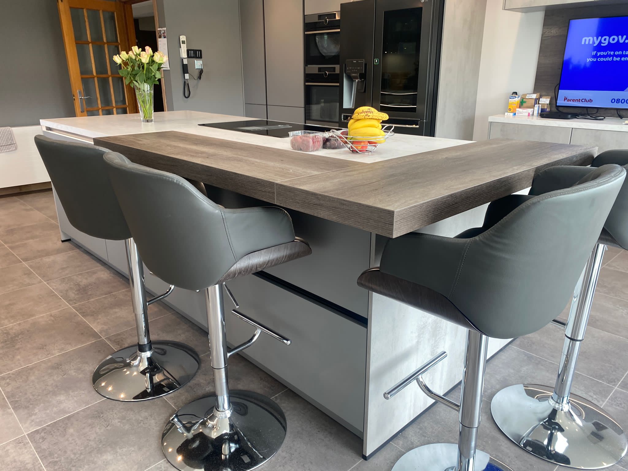 Ayrshire Kitchen Corian Worktops Tristan Cole Interiors